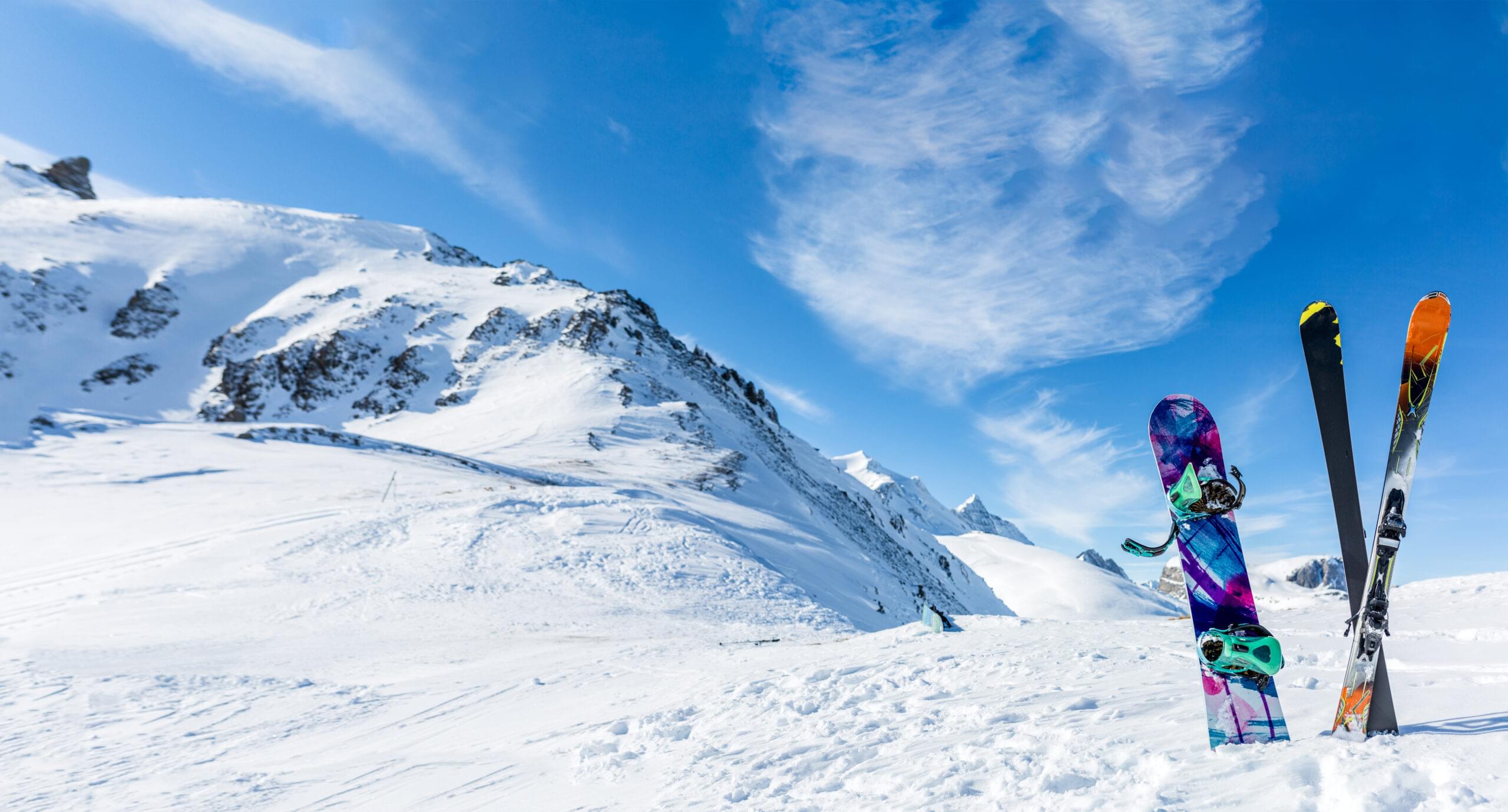Sun protection while skiing - What helps against sunburn?