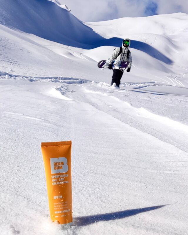 The most dynamic trio for an epic day on the mountain! 🏂☀️
Beambum, Snow and my Board!
.
.
.
#beambum #suncarespf50 #suncare #suncreenroutine #madebyathletesforathletes #madebyathletes #BeamBumSunscreen #moisture #sunprotection #sweatresistant #spf50 #moistureskincare #sunbrella #sunscreenaddict #sunscreenroutine #mountainlife #kalavrita #snowboard #snowboardlife #pow #allineed #parnassos #kaimaktsalan #3_5pigadia #seli